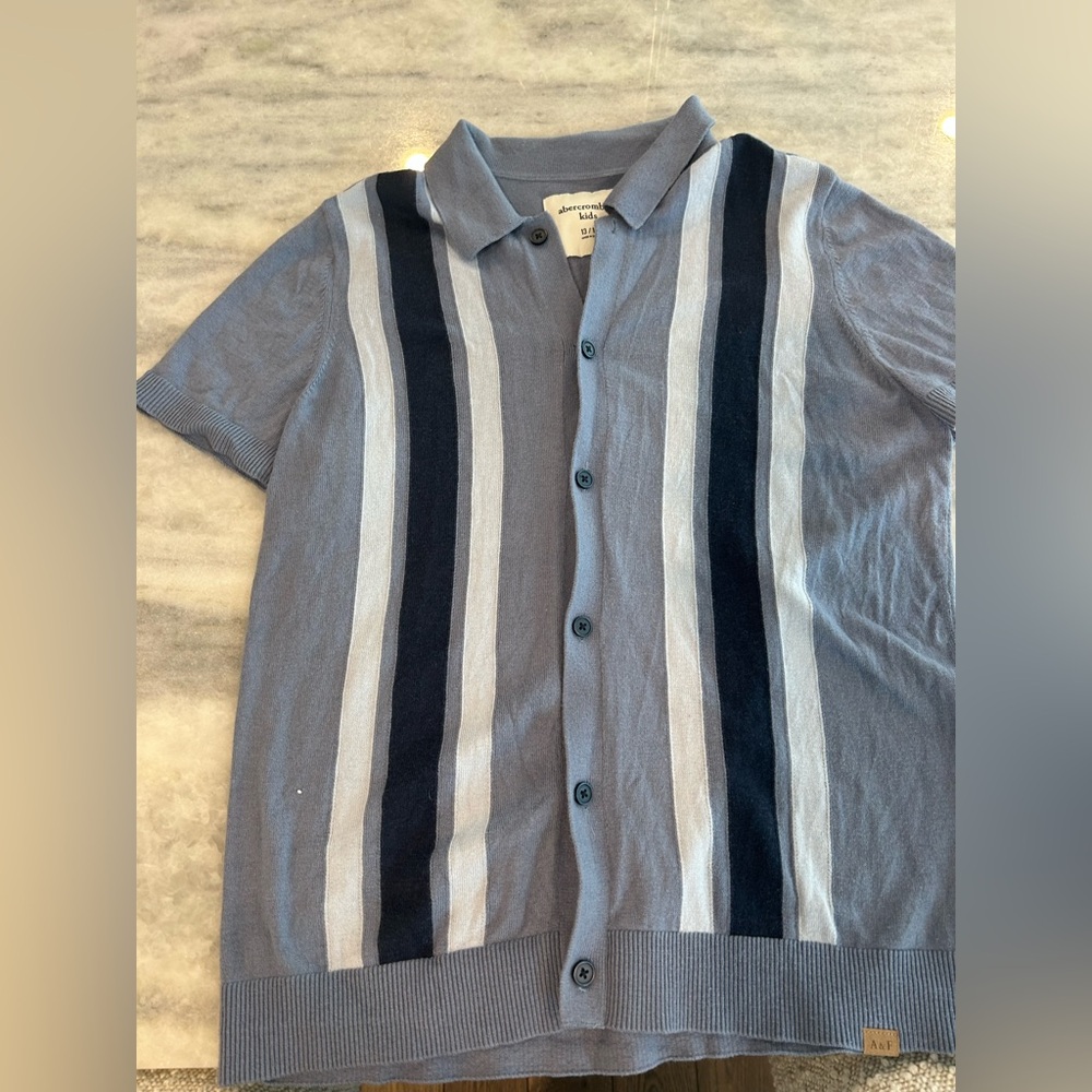 Abercrombie kids boys button down short sleeve
